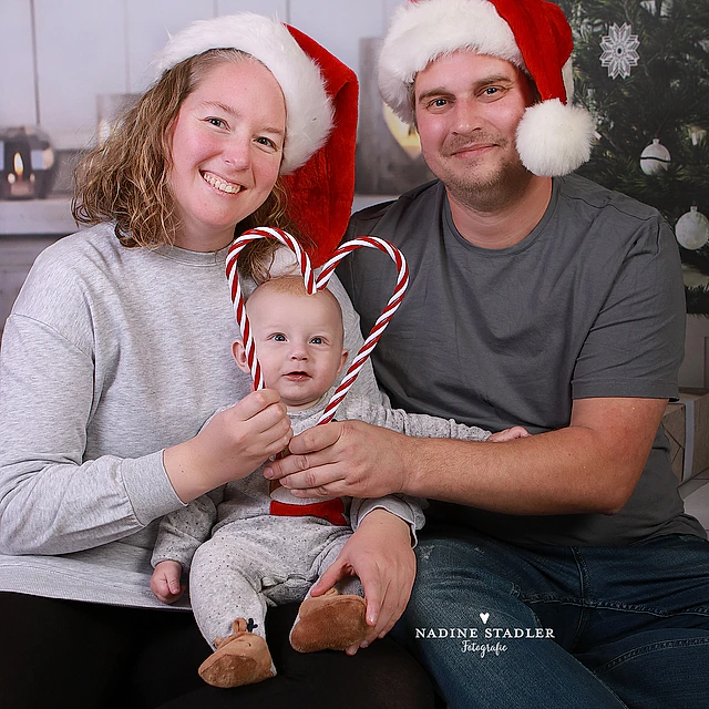 Fotostudio Wuppertal. Fotoshooting Wuppertal, Fotograf Wuppertal, Familienfoto Wuppertal, Fotografin Wuppertal, Weihnachtsfoto Wuppertal, Weihnachten Wuppertal