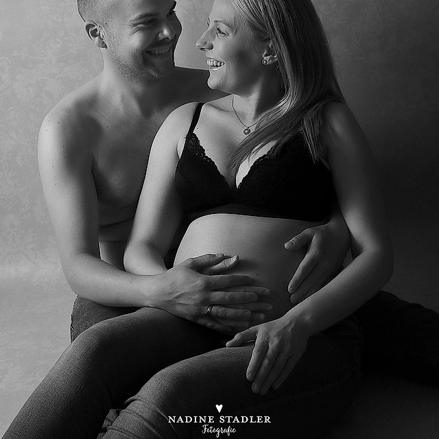 Fotograf Wuppertal, Fotostudio Wuppertal, Wuppertal, Babybauchfotoshooting Wuppertal, Babybauchfoto Wuppertal, Schwangerschaftsfoto Wuppertal, Schwangerschaft Wuppertal